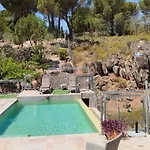 בקתה De Madera Junto Al Jaras