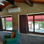 De Madera Junto Al Jaras בקתה קורדובה