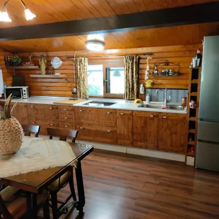 Chalet De Madera Junto Al Jaras Cordoba